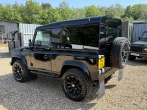1997 Land Rover Defender 90 2.5 300tdi*rare Automatic Box*mega Spec*bespoke Refurb in Black — image 4