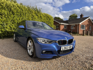 2012 BMW 3 Series 2.0 320d M Sport Touring in Blue — image 2