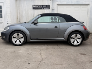 2014 Volkswagen Beetle 2.0 Tdi Sport in Grey — image 2