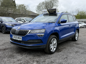 2019 Skoda Karoq 1.6 Tdi Se Technology in Blue — image 3