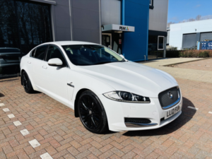 2012 Jaguar Xf 3.0 D V6 Portfolio in White — image 3