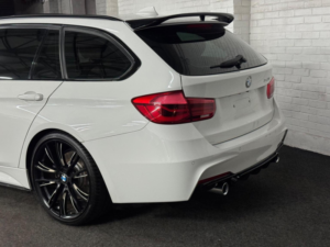 2016 BMW 3 Series 3.0 340i M Sport Touring Auto Euro 6 (s/s) 5dr in White — image 4