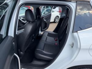 2016 Peugeot 2008 1.6 Bluehdi Allure Euro 6 (s/s) 5dr in White — image 5