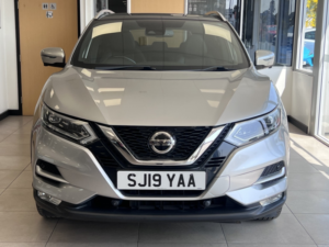 2019 Nissan Qashqai 1.3 Dig-T Tekna+ in Silver — image 2