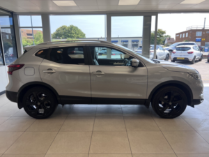 2019 Nissan Qashqai 1.3 Dig-T Tekna+ in Silver — image 4