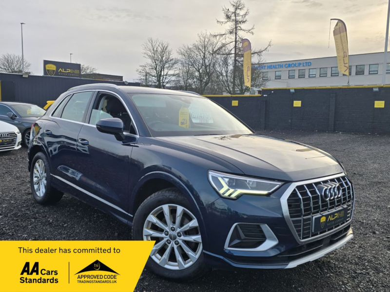 2019 Audi Q3 1.5l Sport 35 Tfsi SUV 5dr Petrol Manual Euro 6 (148 Bhp) in Blue — image 1
