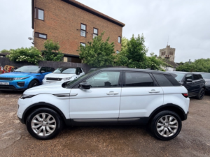 2017 Land Rover Range Rover Evoque Ed4 Se in White — image 5