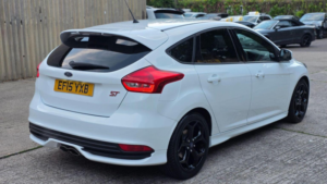 2015 Ford Focus 2.0t Ecoboost St-2 Euro 6 (s/s) 5dr in White — image 5