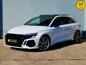 2023 Audi Rs3 2.5 Tfsi Vorsprung Sportback 5dr Petrol S Tronic Quattro Euro 6 (s/s) (400 Ps) in White — image 3
