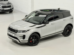 2021 Land Rover Range Rover Evoque 2.0 D200 Mhev R-Dynamic Se in Silver — image 4