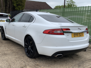 2011 Jaguar Xf 3.0 D S V6 Premium Luxury in White — image 6