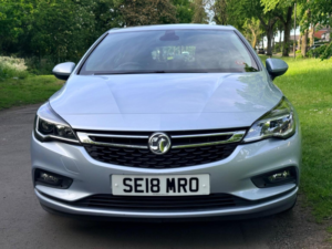 2018 Vauxhall Astra 1.4i Turbo Elite Nav Euro 6 5dr in Silver — image 2