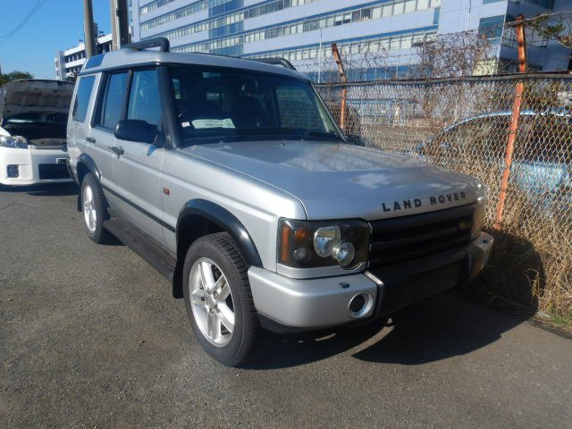 2004 Land Rover Discovery Ref 8421 - In Transit Refundable Deposit Can Secure - Land Rover Discovery 4.0 Hse Rhd - Ex Japan in Silver — image 1
