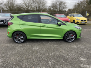 2023 Ford Fiesta 1.5 Fiesta St-3 5 Door 1.5l Ecoboost 200ps Fwd 6-Speed Manual in Green — image 3