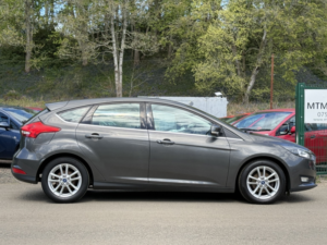 2016 Ford Focus 1.0t Ecoboost Zetec Hatchback 5dr Petrol Manual Euro 6 (s/s) (100 Ps) in Grey — image 5
