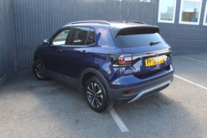 2020 Volkswagen T-Cross 1.0 Tsi United in Blue — image 2