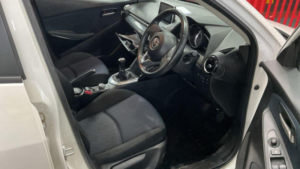 2016 Mazda Mazda2 1.5 Skyactiv-G Sport Black Euro 6 (s/s) 5dr in White — image 3