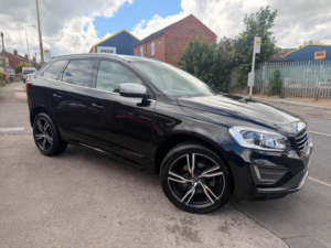 2017 Volvo Xc60 2.0 D4 R-Design Lux Nav Euro 6 (s/s) 5dr in Black — image 3