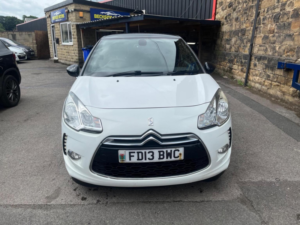 2013 Citroen Ds3 1.6 E-Hdi Airdream Dstyle Plus Euro 5 (s/s) 3dr in White — image 2