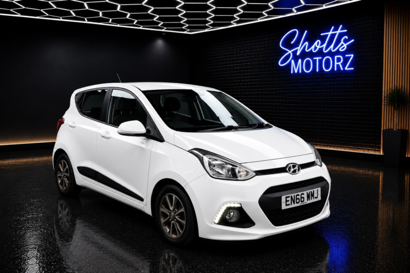 2017 Hyundai I10 1.2 I10 Prem 1.2 (blue Int) +cc+ss in White — image 1
