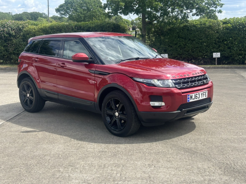 2013 Land Rover Range Rover Evoque 2.2 Sd4 Pure Tech in Red — image 1