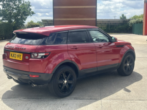 2013 Land Rover Range Rover Evoque 2.2 Sd4 Pure Tech in Red — image 3