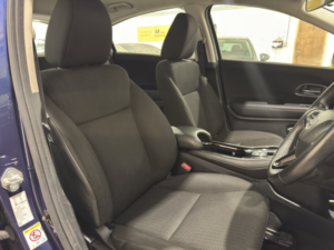 2018 Honda Hr-V 1.6 I-Dtec Se Navi in Blue — image 4