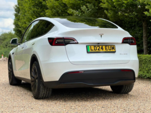 2024 Tesla Model Y (dual Motor) Long Range Auto 4wde 5dr in White — image 6