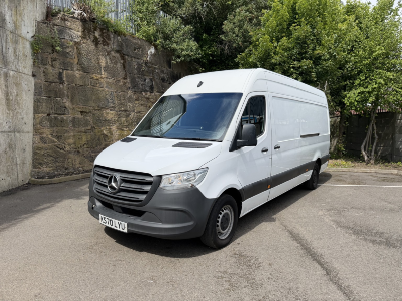 2021 Mercedes-Benz Sprinter 2.0 315 Cdi Progressive in White — image 1