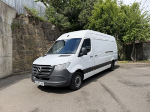 2021 Mercedes-Benz Sprinter 2.0 315 Cdi Progressive in White — image 2