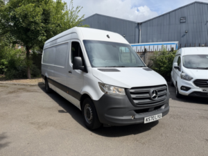 2021 Mercedes-Benz Sprinter 2.0 315 Cdi Progressive in White — image 6