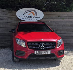 2019 Mercedes-Benz Gla 1.6 Gla200 Amg Line in Red — image 3