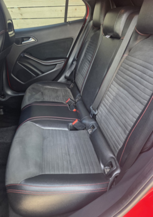 2019 Mercedes-Benz Gla 1.6 Gla200 Amg Line in Red — image 5