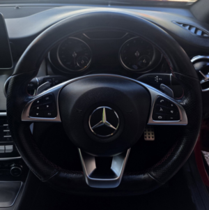 2019 Mercedes-Benz Gla 1.6 Gla200 Amg Line in Red — image 6