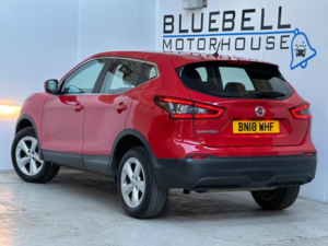 2018 Nissan Qashqai 1.2 Dig-T Acenta Euro 6 (s/s) 5dr in Red — image 4