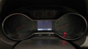 2019 Vauxhall Grandland X 1.2 Turbo Elite Nav in Grey — image 5