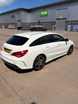 2015 Mercedes-Benz Cla 1.6 Cla180 Amg Sport Shooting Brake 5dr Petrol Manual Euro 6 (s/s) (122 Ps) in White — image 5