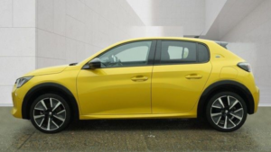 2022 Peugeot E-208 50kwh Gt Premium Hatchback 5dr Electric Auto (7kw Charger) (136 Ps) in Yellow — image 5