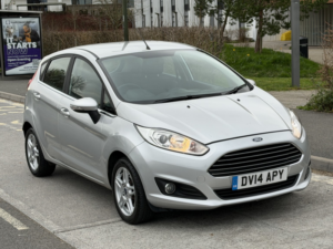 2014 Ford Fiesta 1.6 Zetec in Silver — image 2