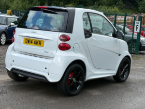 2014 Smart Fortwo 1.0 Grandstyle Coupe 2dr Petrol Softtouch Euro 5 (84 Bhp) in White — image 5