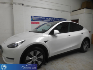 2022 Tesla Model Y (dual Motor) Long Range SUV 5dr Electric Auto 4wde (384 Bhp) in White — image 1