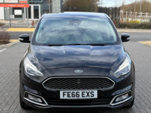 2016 Ford S-Max 2.0 Tdci Vignale Powershift Euro 6 (s/s) 5dr in Black — image 6