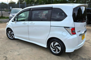 2014 Honda Freed 1.5l Hybrid-Automatic-6 Seats Family Car-Ulez/caz Pass-Free 18months Warranty & 12months Aa Breakdown in White — image 6