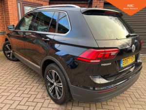 2017 Volkswagen Tiguan 1.4 Tsi Se Navigation Euro 6 (s/s) 5dr in Black — image 3