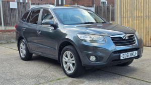 2011 Hyundai Santa Fe 2.2 Crdi Premium Auto 4WD Euro 5 5dr (7 Seat) in Grey — image 4