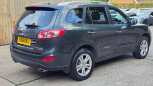 2011 Hyundai Santa Fe 2.2 Crdi Premium Auto 4WD Euro 5 5dr (7 Seat) in Grey — image 6
