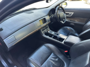 2014 Jaguar Xf 2.2 D Premium Luxury in Grey — image 3