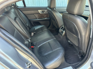 2014 Jaguar Xf 2.2 D Premium Luxury in Grey — image 6