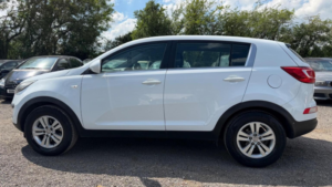 2011 Kia Sportage 1.7 Crdi Ecodynamics 1 2WD Euro 5 (s/s) 5dr in White — image 5