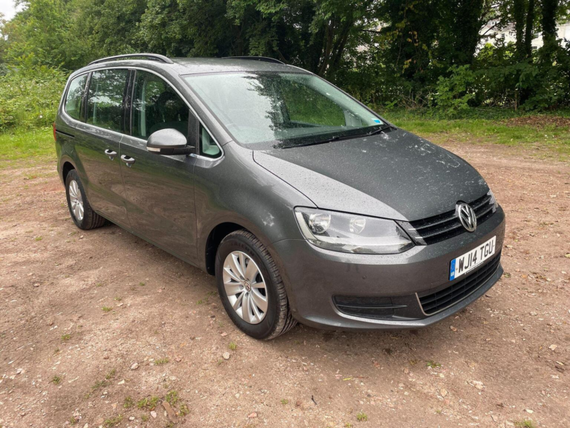 2014 Volkswagen Sharan 2.0 Tdi Bluemotion Tech Se Euro 5 (s/s) 5dr in Grey — image 1